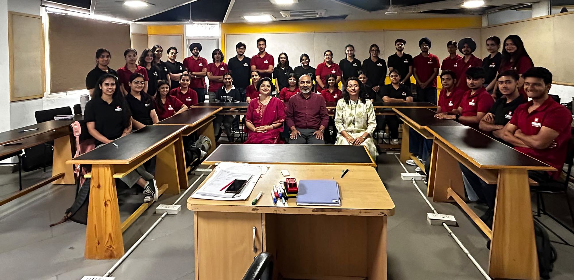 Students of Cohort 1 with their faculty in a classroom